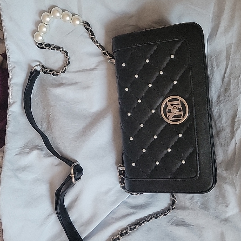 Badgley Mischka crossbody